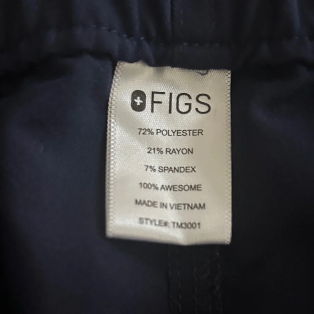 Figs Navy Cairo Cargo Scrub Pants Men’s Size Medium